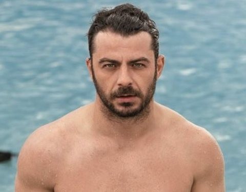 Ντύθηκε γαμπρός ο Ντάνος, αλλά ο γάμος δεν έγινε στη Σκιάθο