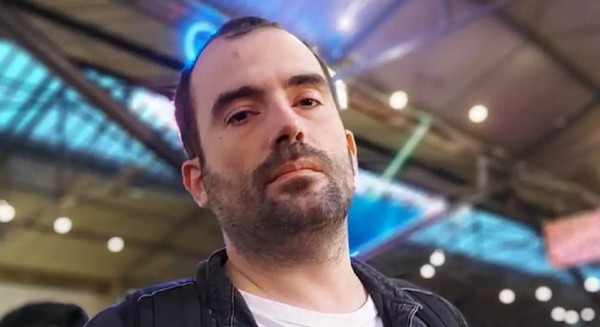 Νεκρός ο δημοσιογράφος Αντώνης Χρυσουλάκης από φωτιά στο διαμέρισμά του
