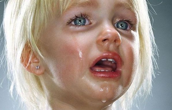 Πλάνταξε στο κλάμα το ... πουλάκι μου