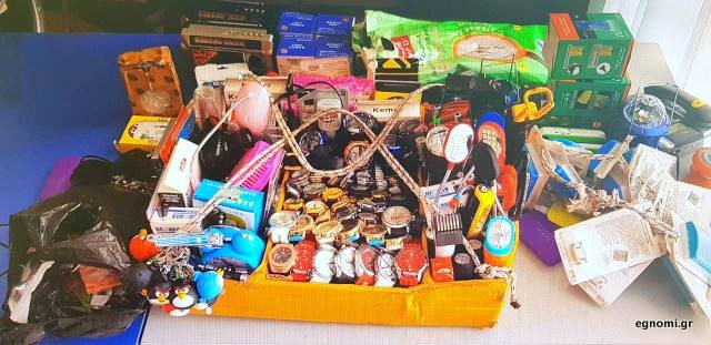 ΕΡΕΤΡΙΑ: Λιμενικοί συνέλαβαν ... κινητό περίπτερο