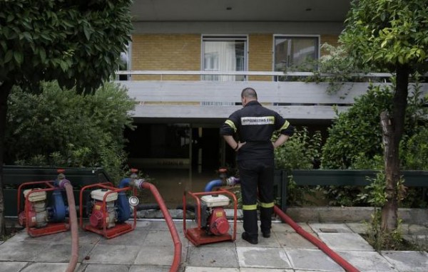 ΖΟΡΜΠΑΣ ΕΥΒΟΙΑ: Συνεχείς κλήσεις για βοήθεια στην Πυροσβεστική Υπηρεσία