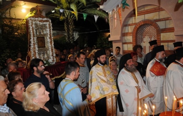 Λαμπρή γιορτή στην ιερή μονή Παναγίας Γοργοεπηκόου Ψαχνών