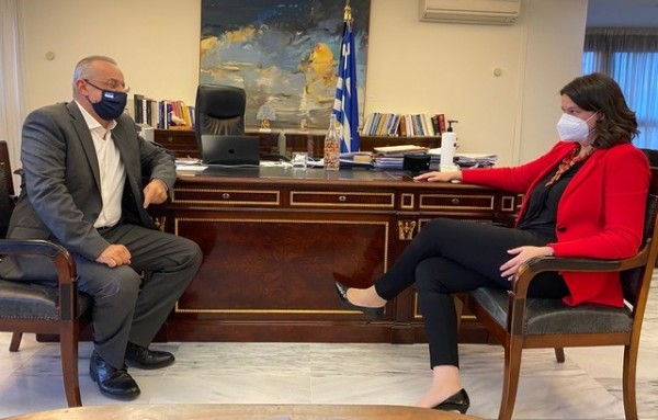 Ο Ζεμπίλης απέσπασε δέσμευση από την Κεραμέως για την ίδρυση εσπερινού ΕΠΑΛ στο Μαντούδι