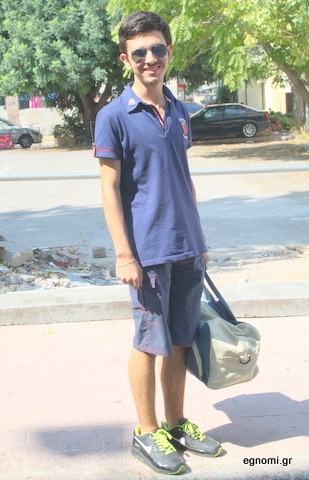 Είναι να μην χαμογελάει ο Χρήστος;