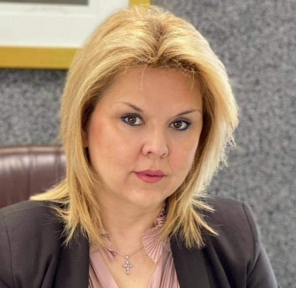 Στο στόχαστρο του Σωματείου του Δήμου και της ΠΟΕ - ΟΤΑ η Δήμαρχος Χαλκίδας Έλενα Βάκα
