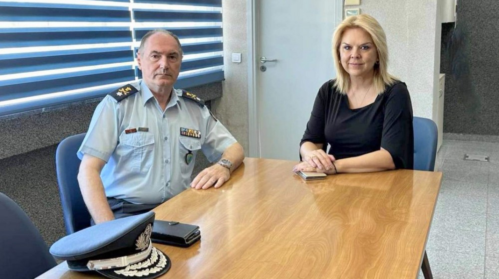 ΧΑΛΚΙΔΑ: Ο νέος αστυνομικός διευθυντής Εύβοιας επισκέφτηκε την Έλενα Βάκα