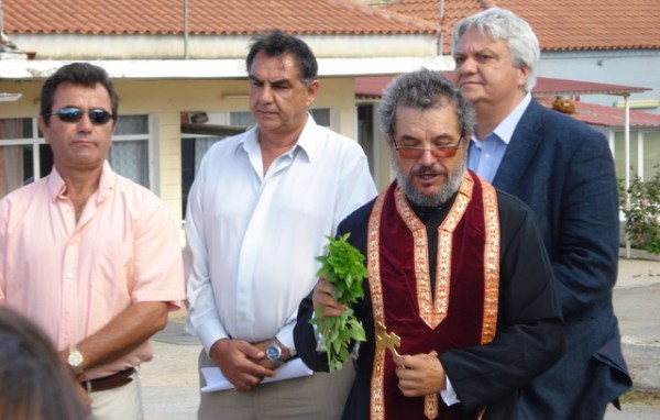 Αγιασμός στη νέα πλατεία Κοσκίνων