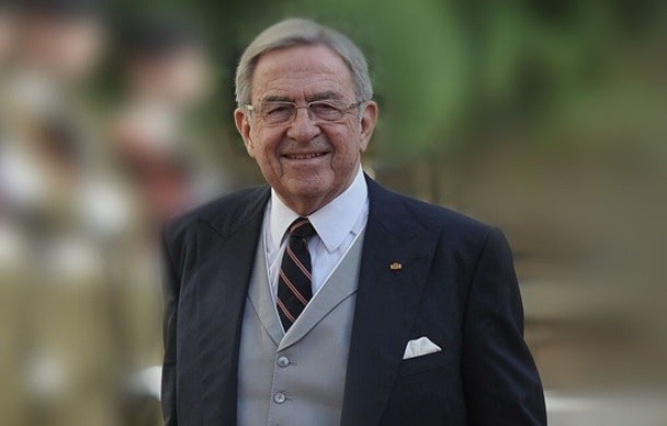 Τέως βασιλιάς Κωνσταντίνος: Αυτή είναι η επίσημη ανακοίνωση για την κηδεία του