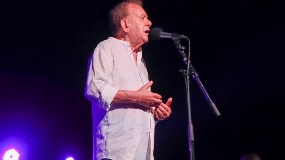 ΒΟΡΕΙΑ ΕΥΒΟΙΑ: Ο Μανώλης Μητσιάς τραγουδάει στις Γούβες με δωρεάν είσοδο για το κοινό