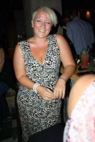 Κάνει τρεις δουλειές για να τα βγάλει πέρα