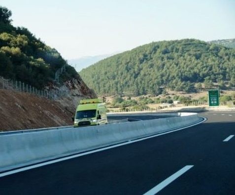 Πέθανε μπροστά στην οικογένειά του την ώρα που οδηγούσε