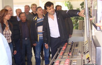 Η Έλενα τους έκανε περιήγηση στη νησίδα Πασά