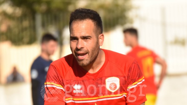 ΘΥΜΙΟΣ ΖΑΧΑΡΟΠΟΥΛΟΣ: Της Αρτάκης ο ...στρατιώτης έγινε Αλιβεριώτης και έκλεισε στον Ταμυναϊκό!