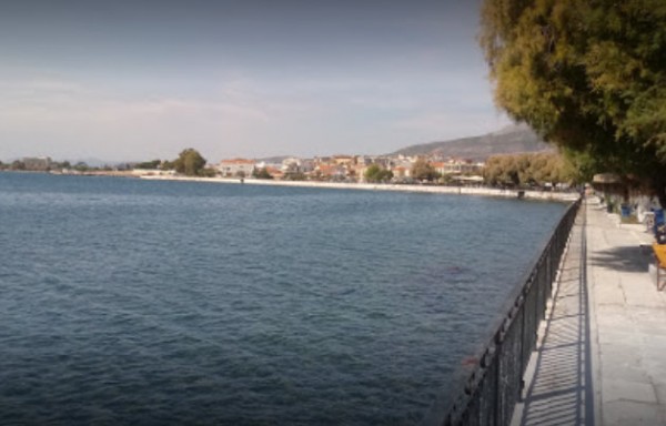 ΑΜΑΡΥΝΘΟΣ: Αρχίζουν πάλι οι εργασίες ανάπλασης της παραλίας