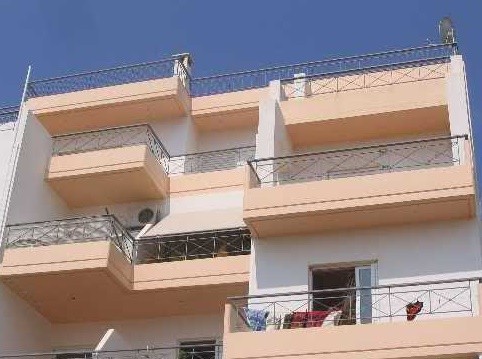 89χρονη βούτηξε στο κενό