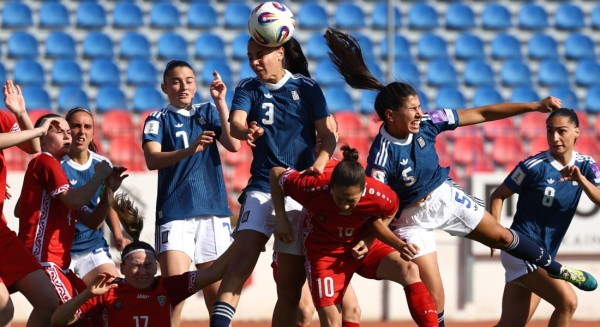 ΞΑΝΘΗ ΜΙΣΙΡΛΗ: Το κορίτσι από τον Ταξιάρχη της βόρειας Εύβοιας έκανε ντεμπούτο με την Εθνική Γυναικών