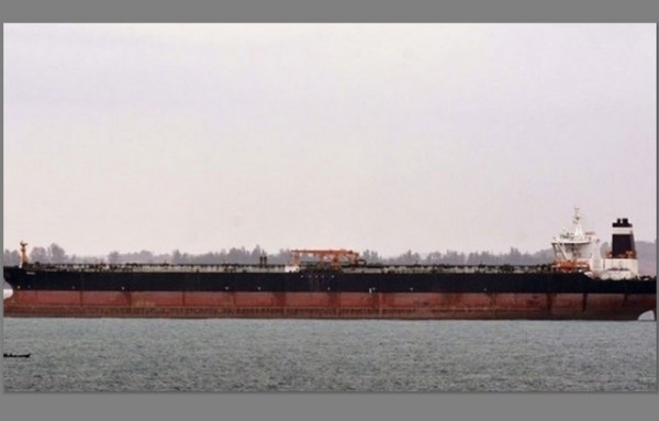 Συγκρούστηκαν δύο δεξαμενόπλοια νότια της Καρύστου