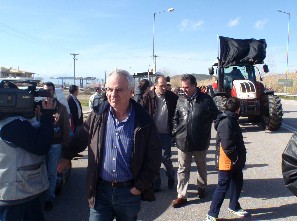 Από μπλόκο σε μπλόκο ο Βαγγέλης Αποστόλου