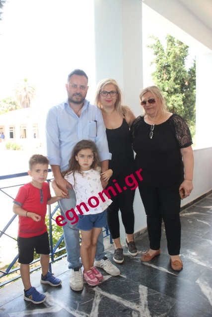 ΕΚΛΟΓΕΣ ΑΛΙΒΕΡΙ: Όλη η οικογένεια στο πλευρό της Σοφίας Βότση