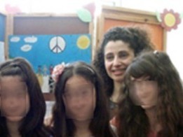 Η δασκάλα πήγε να στολίσει το σχολείο και σκοτώθηκε