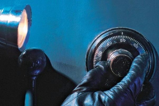 Διάρρηξη-μαμούθ σε σπίτι επιχειρηματία με λεία ένα εκατ. ευρώ