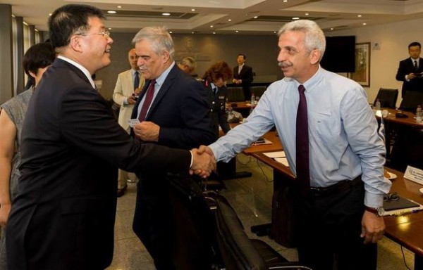 Ο Αναγνωστάκης υποδέχθηκε Κινέζο υφυπουργό