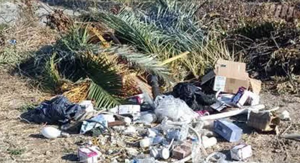 ΦΑΡΑΚΛΑ ΚΗΡΕΩΣ: Χωματερή μέσα στο δάσος