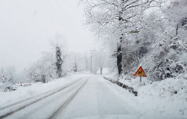 Επιστρέφει η κακοκαιρία με βροχές, καταιγίδες και χιονοπτώσεις