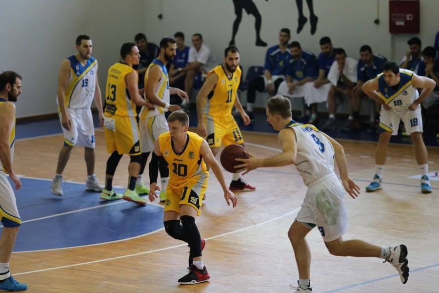 ΓΣ ΚΥΜΗΣ-ΠΕΥΚΟΧΩΡΙ 99-72:  Σε τροχιά πρωτιάς