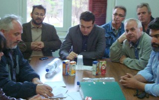 Κάντε αγώνα για να πέσει η κυβέρνηση