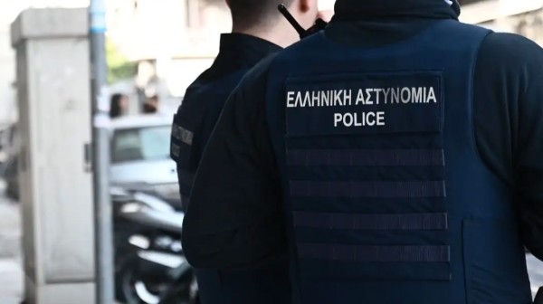 Αστυνομικοί πλακώθηκαν στο ξύλο - Σχηματίστηκε δικογραφία και τους αφαιρέθηκε ο υπηρεσιακός οπλισμός