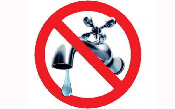 ΚΑΚΟΚΑΙΡΙΑ ΜΠΑΡΜΠΑΡΑ ΧΑΛΚΙΔΑ: Παραμένουν χωρίς νερό πολλές περιοχές