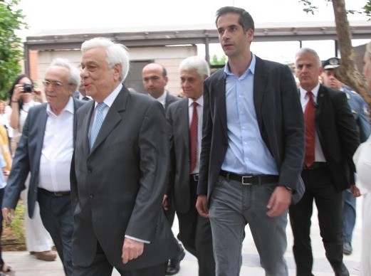 O Προκόπης Παυλόπουλος εγκαινίασε το Αρχαιολογικό Μουσείο της Θήβας