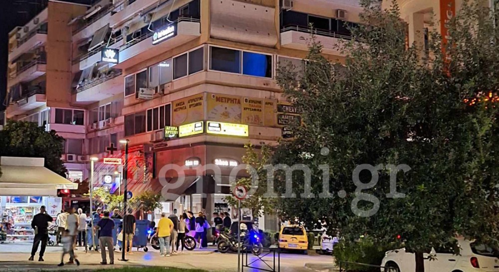 ΧΑΛΚΙΔΑ: Κινητοποίηση για φωτιά στην οδό Καραμουρτζούνη