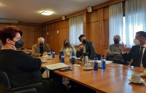 ΚΕΔΙΚΟΓΛΟΥ: Εφόδιο για το μέλλον η ανάπτυξη μελισσοκομικών πάρκων στη Βόρεια Εύβοια