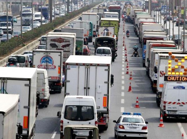 ΑΣΤΥΝΟΜΙΑ: Ελεύθερη η μετακίνηση των φορτηγών στην Εθνική Οδό