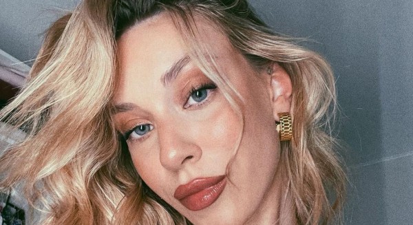 Εξαλλη η Γαρυφαλλιά Καληφώνη με ταξιτζή: Με είπε μωρό του, ήθελα να του χτυπήσω το κεφάλι στο τιμόνι!