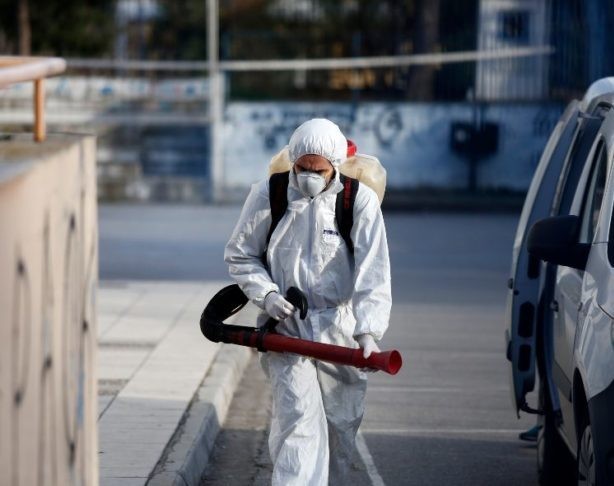 ΕΠΙΘΕΩΡΗΣΗ ΕΡΓΑΣΙΑΣ: Αυτές είναι οι υποχρεώσεις των εργαζομένων για την προστασία από τον κορωνοϊό