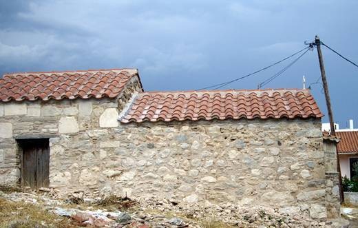 Απέκτησε καινούργια στέγη η Παναγίτσα στο Αλιβέρι