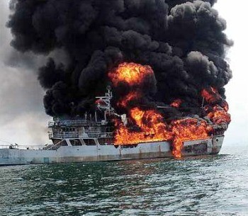 Κάηκε ολοσχερώς πλοίο στα Γιάλτρα