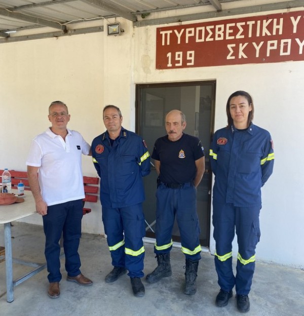 Επίσκεψη στη Σκύρο με προεκλογικό άρωμα από τον Θανάση Ζεμπίλη