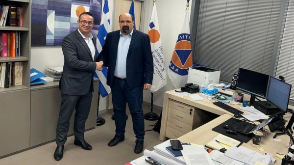 ΔΗΜΟΣ ΕΡΕΤΡΙΑΣ: Ο Γουρνής πήγε στον Τριαντόπουλο για τα Αλαμπέικα της Αμαρύνθου