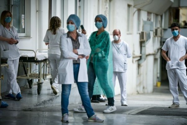Εκτός ΕΣΥ οι ανεμβολίαστοι υγειονομικοί από 31 Μαρτίου