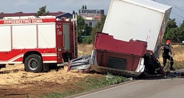 Τροχαίο δυστύχημα με ένα νεκρό και τρεις τραυματίες στο δρόμο Θηβών - Χαλκίδας