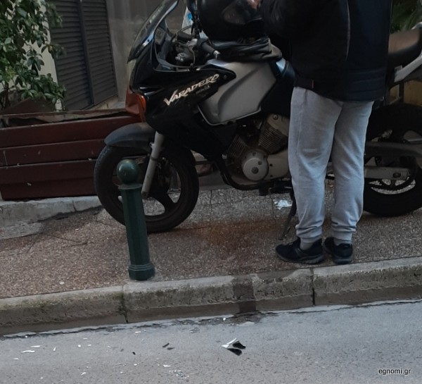 ΧΑΛΚΙΔΑ: Ατύχημα στο ίσιωμα στην οδό Βαρατάση