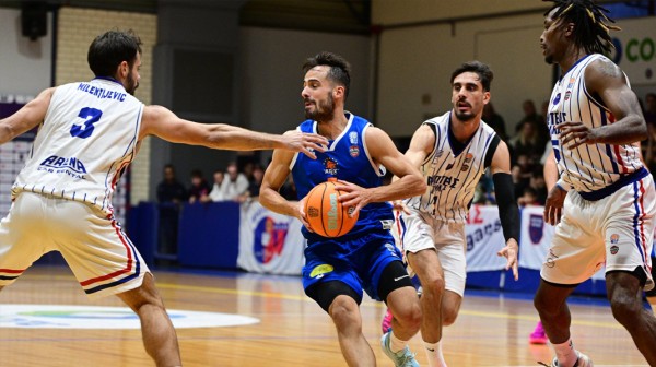 ΑΓΕΧ-ΒΙΚΟΣ ΙΩΑΝΝΙΝΩΝ: Ντέρμπι κορυφής στην Κάνηθο και τιμές στον Γιώργο Βελισσαράκο