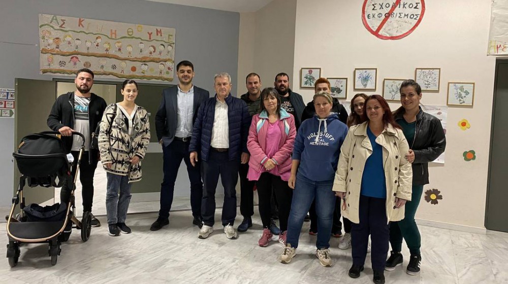 ΔΗΜΟΣ: ΔΙΡΦΥΩΝ-ΜΕΣΣΑΠΙΩΝ: Επιλύθηκε το πρόβλημα της μεταφοράς μαθητών των Νηπιαγωγείων Πάλιουρα και Καθενών