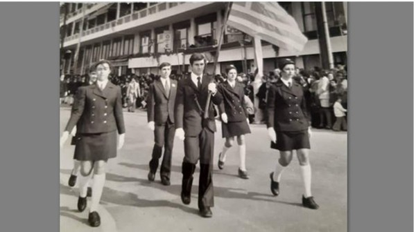 ΡΕΤΡΟ: Παρέλαση στη Χαλκίδα πριν από 50 ολόκληρα χρόνια