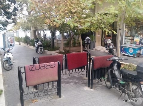 Εικόνα ντροπής στην παραλία Χαλκίδας
