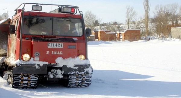 ΠΑΡΝΗΘΑ: Αρνήθηκαν να φύγουν πεζοί οι τρεις εγκλωβισμένοι